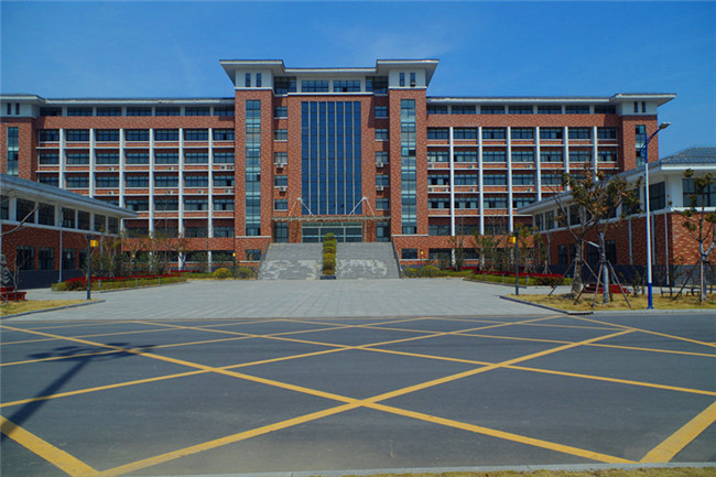 灵璧一中教学楼