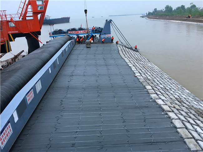 长江崩岸应急治理工程江调圩B段护岸工程